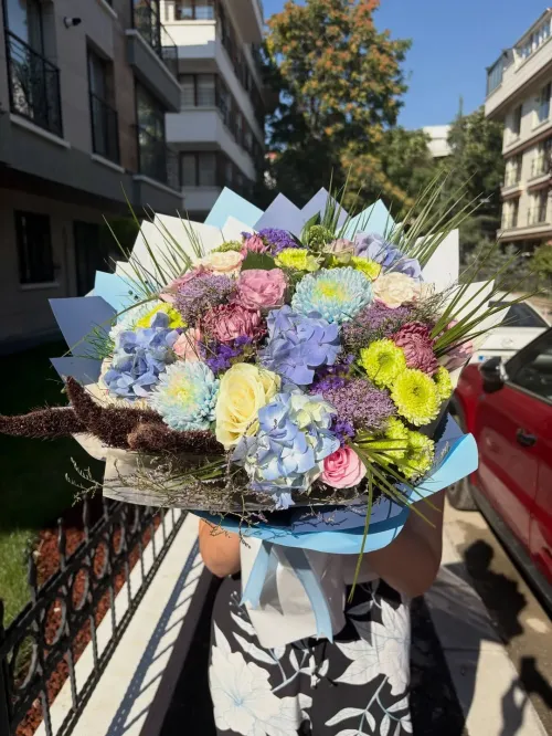 Mavi Rüya Ortanca ve Gül Buketi
