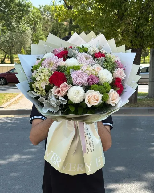 Pembe Gül ve Krizantem Şöleni