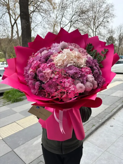 Pembe Bahçe Krizantem ve Ortanca Buketi