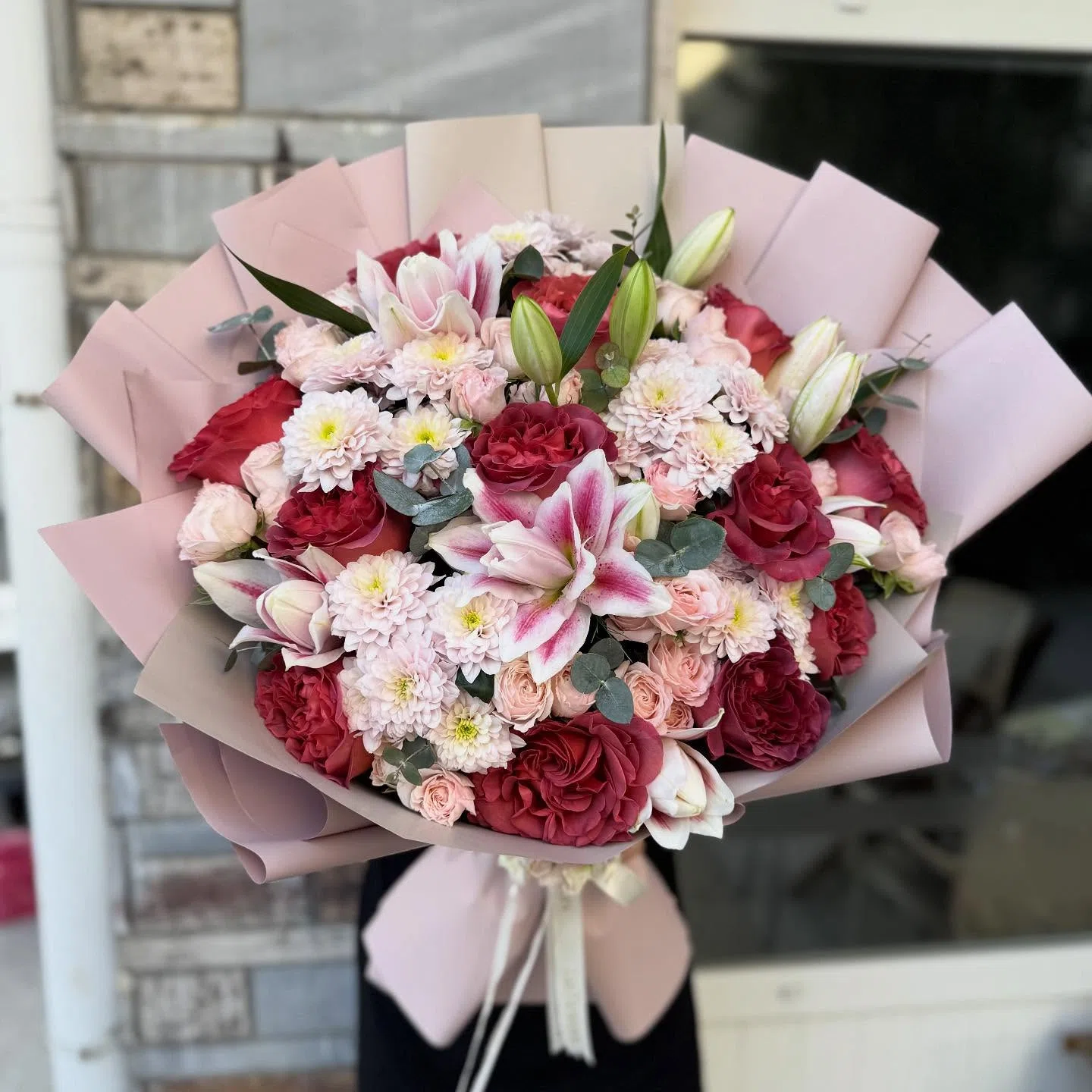 Bordo Gül ve Pembe Lilyum Buketi